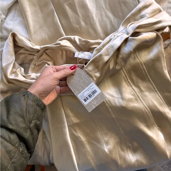 Meshki Giselle Off Shoulder Dress- Tags On - Picture 2 of 6